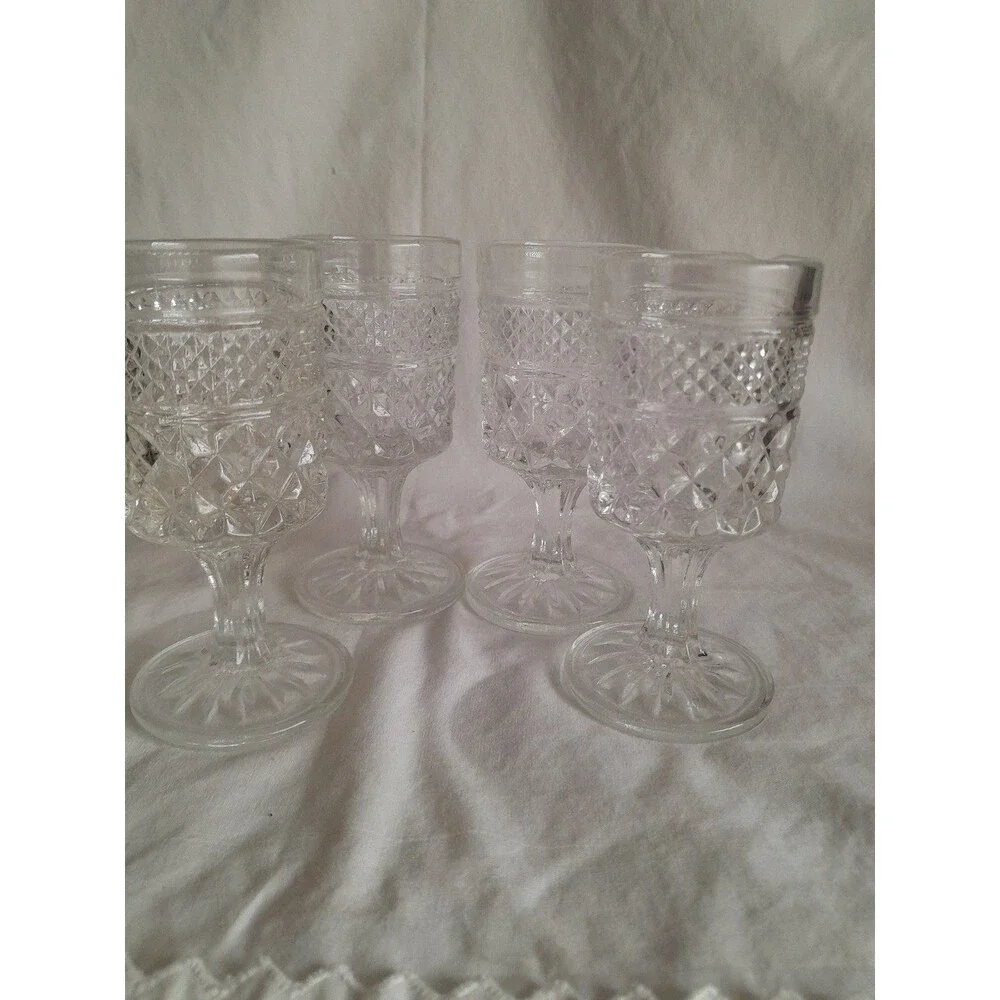 Anchor Hocking Wexford cordial/shot diamond point glasses set of 4